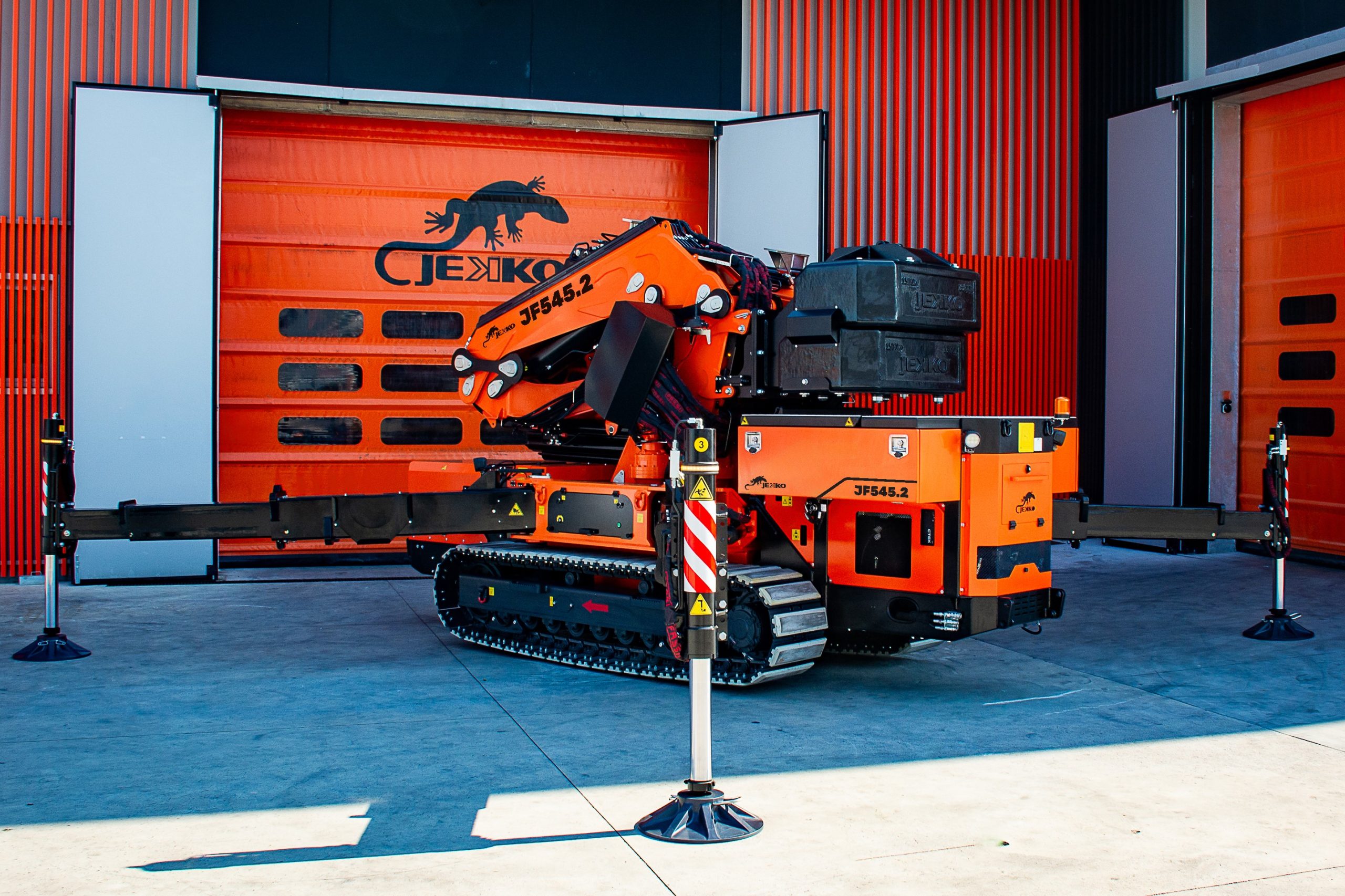 SELVAVSETTBAR MOTVEKT