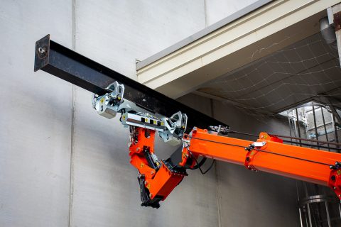 Bjelke-/rørmanipulator