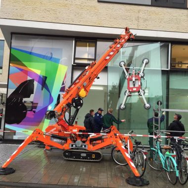 
												Sektor:Montering av glass												